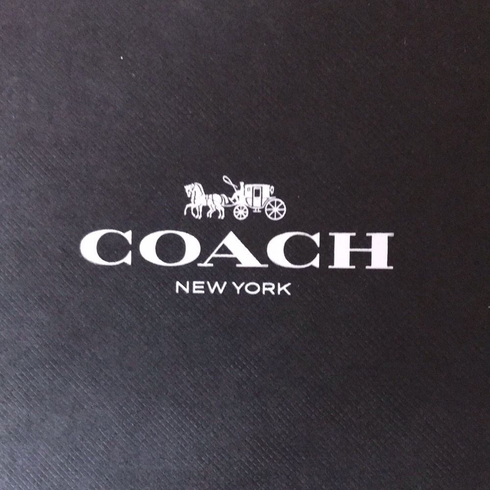 Coach Tag